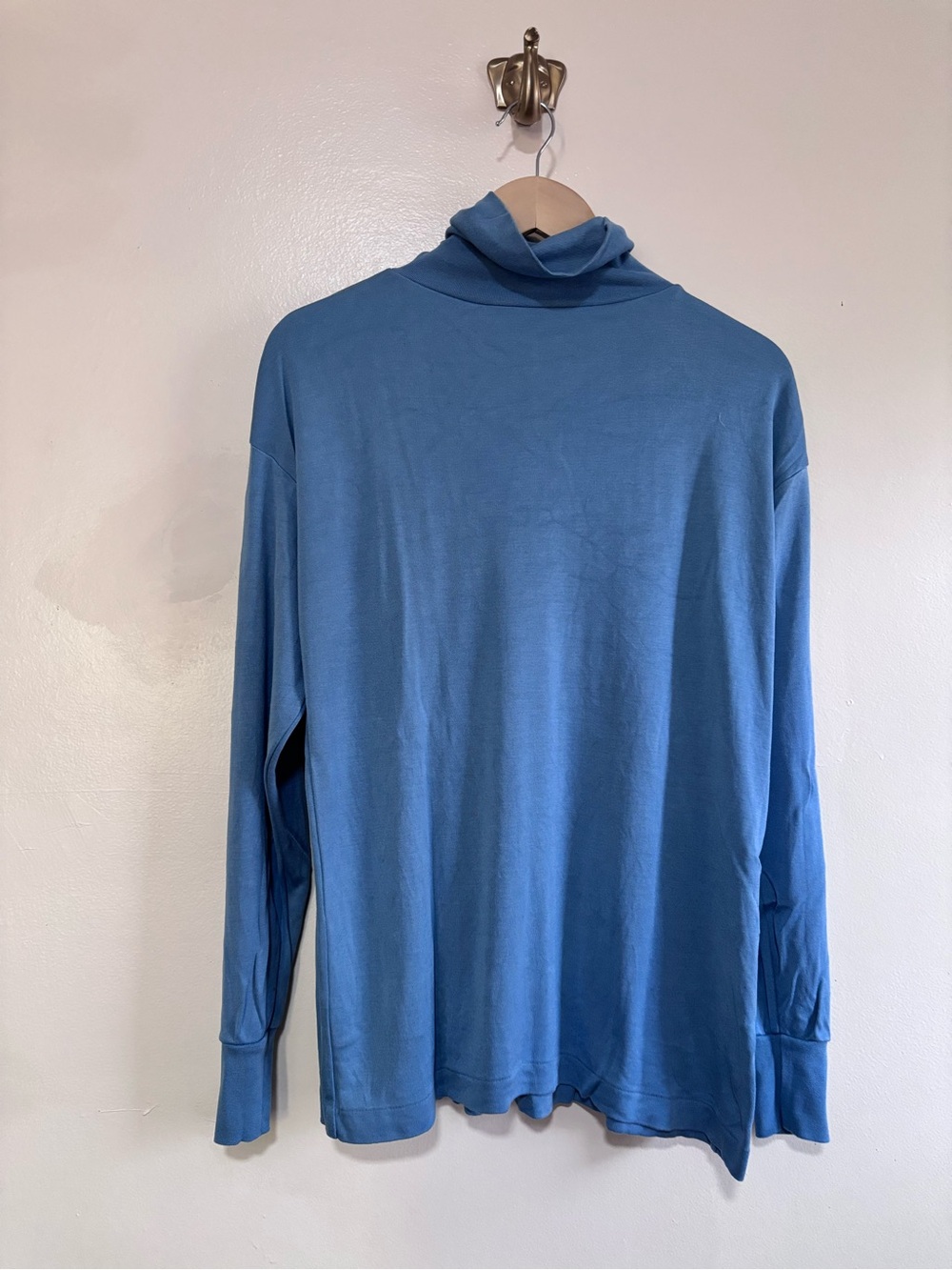 100% Silk Vintage WinterSilks Sky Blue Long-Sleeve Turtleneck Cozy Silky size M